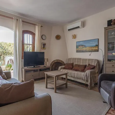 Casa De Junemor