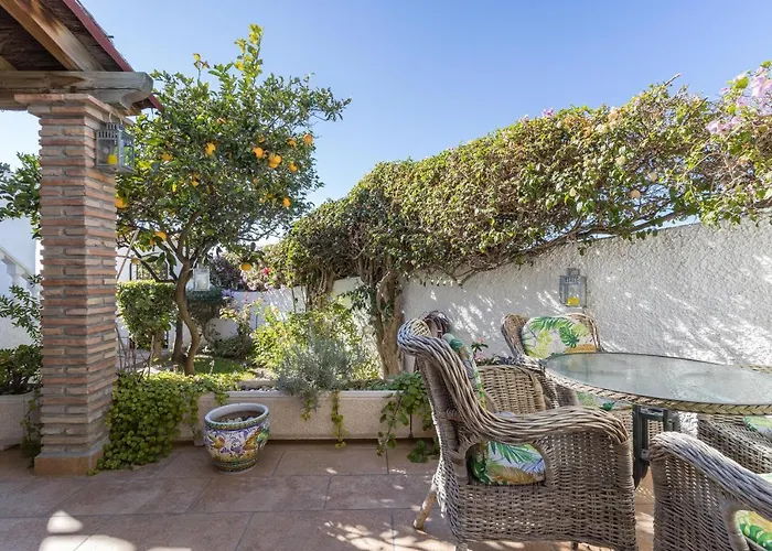 Casa De Junemor * Нерха